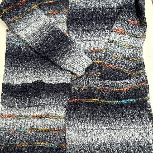 Hummingbird Open Front Cardigan - Picture 5 of 9